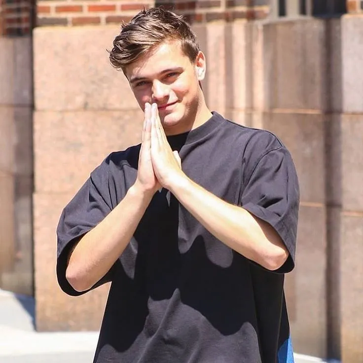 image_68b9541889b27 18-Year-Old Martin Garrix Becomes a Global Sensation – And the Battle for His Hit Music Erupts!
