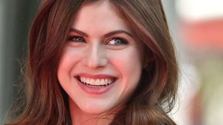 Netizens Moved By Photo Of Alexandra Daddario's Son: Blue Eyes Make Fans 'Melt'