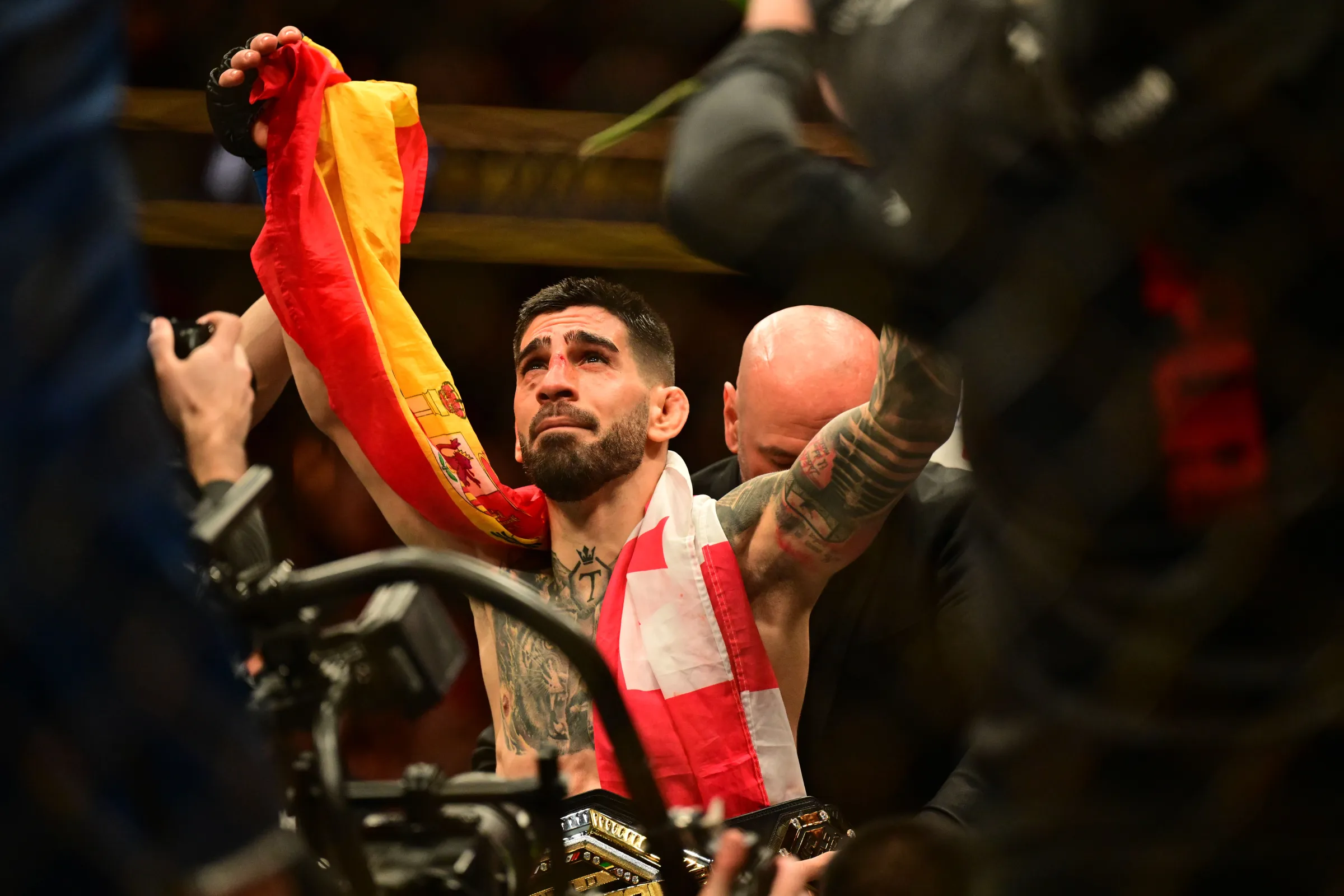 image_68ba564dcf3eb The UFC community strongly opposes recognizing Ilia Topuria as the world's number 1 lightweight fighter and what led to the controversy that broke out on social media?