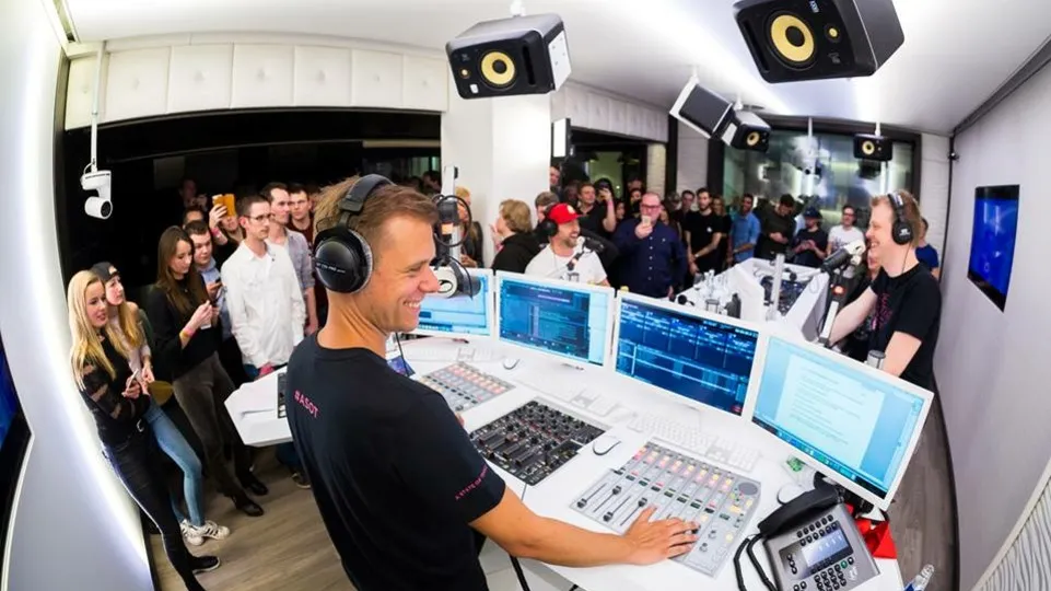 image_68ba5893e6aac Armin van Buuren turned ASOT from a bedroom radio show into a million-fan empire – But the shocking twist made many top DJs see it as a deadly threat!
