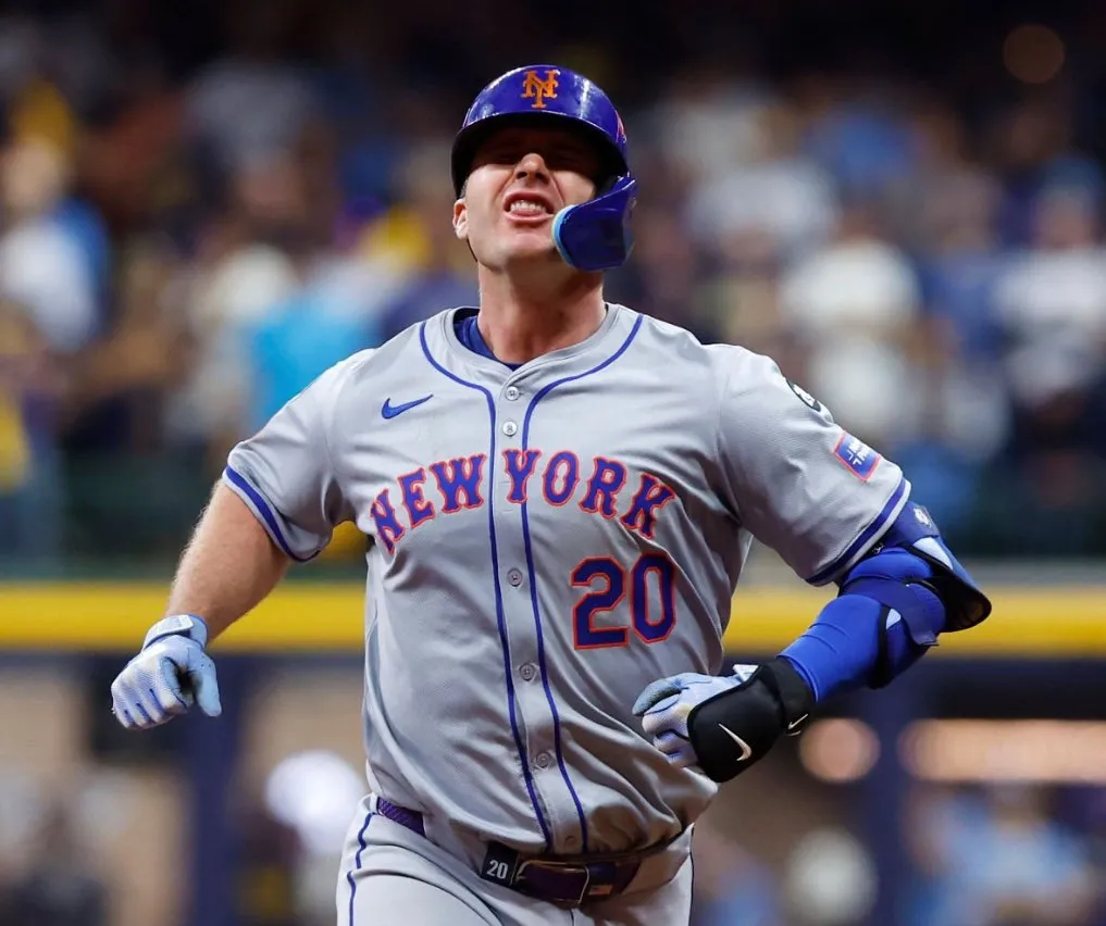 Pete Alonso Stuns Fans With a Slick Unassisted Double Play — You Won’t Believe How He Pulled It Off