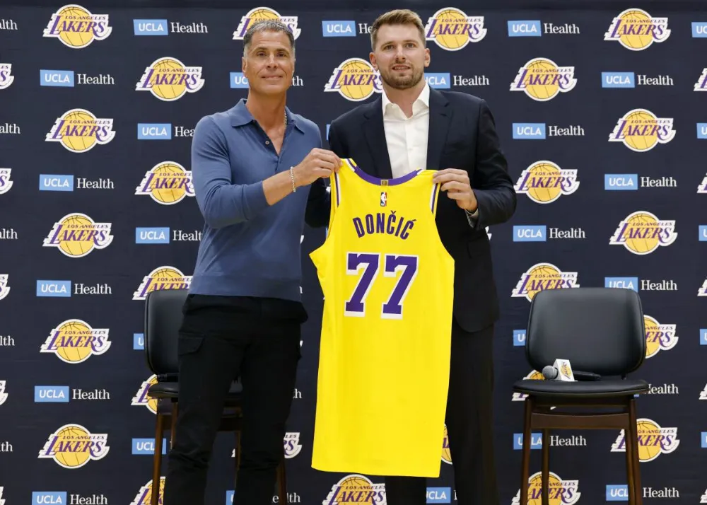 image_68ba66a3d08b9 Los Angeles Lakers sign Luka Dončić and hope to keep LeBron James – Can Rob Pelinka cover the sky with one hand and take over the NBA?