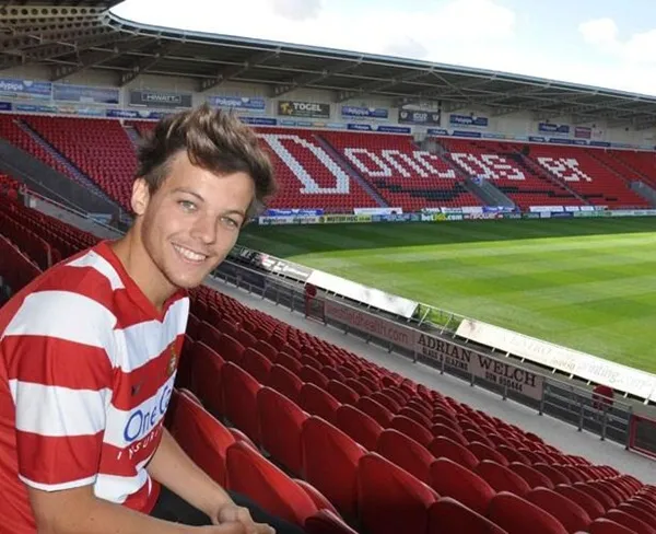 image_68ba697582627 Fans Can’t Believe What Louis Tomlinson Did for His Favorite Football Team