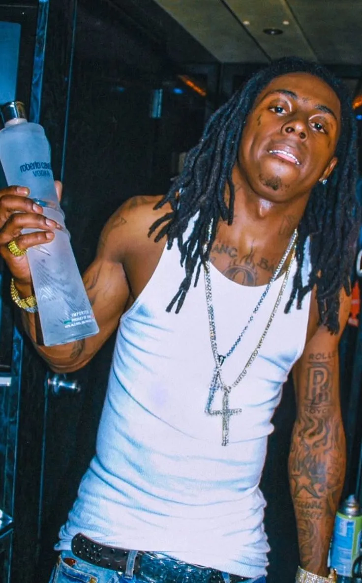 image_68ba93c8a9976 Lil Wayne’s Stadium Takeover Rocks Hip-Hop — Is He Reinventing Greatness or Losing His Empire?