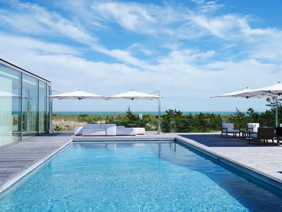 image_68bb8fcfbe692 Delphine and Reed Krakoff’s $49.5 Million Amagansett Oceanfront Estate Hits the Market