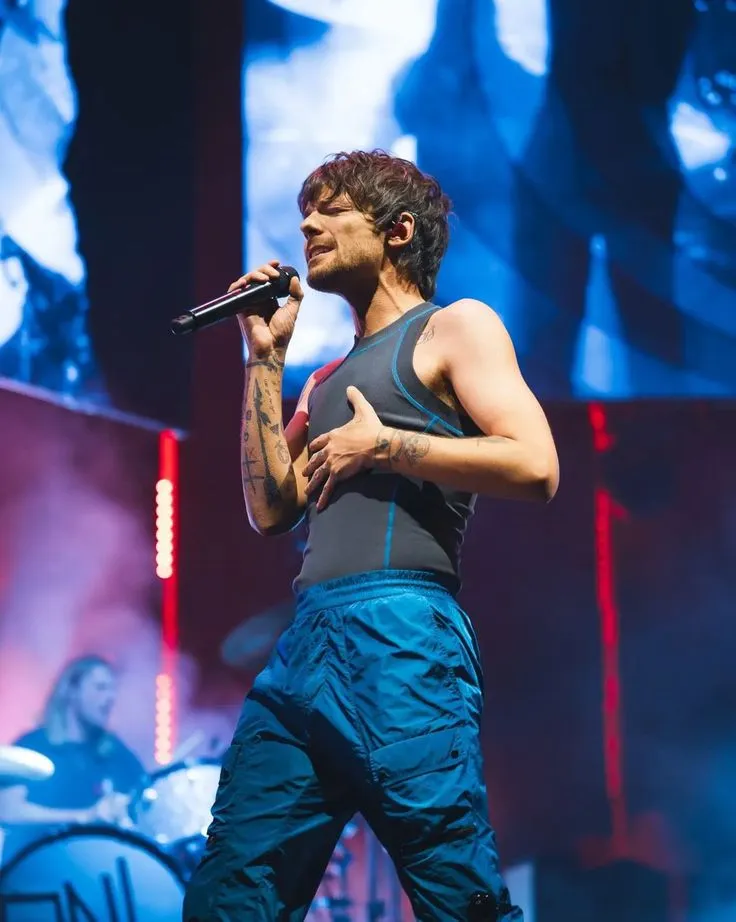 image_68bb9704628a4 Louis Tomlinson Thanks Fans with an Emotional Message – But It’s the Cryptic Words That Follow Which Spark Rumors He Might Leave the Stage Forever!