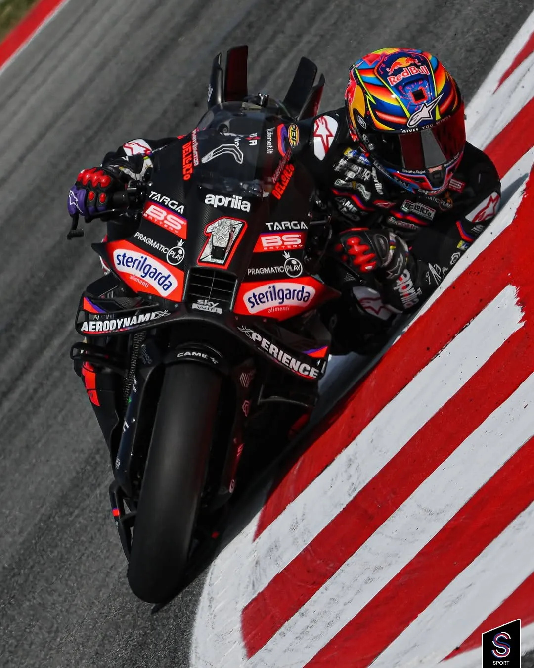 image_68bba43e7e7b3 MotoGP Fans Go Wild as Jorge Martin Drops His Shoulder in Stunning Catalan GP Move