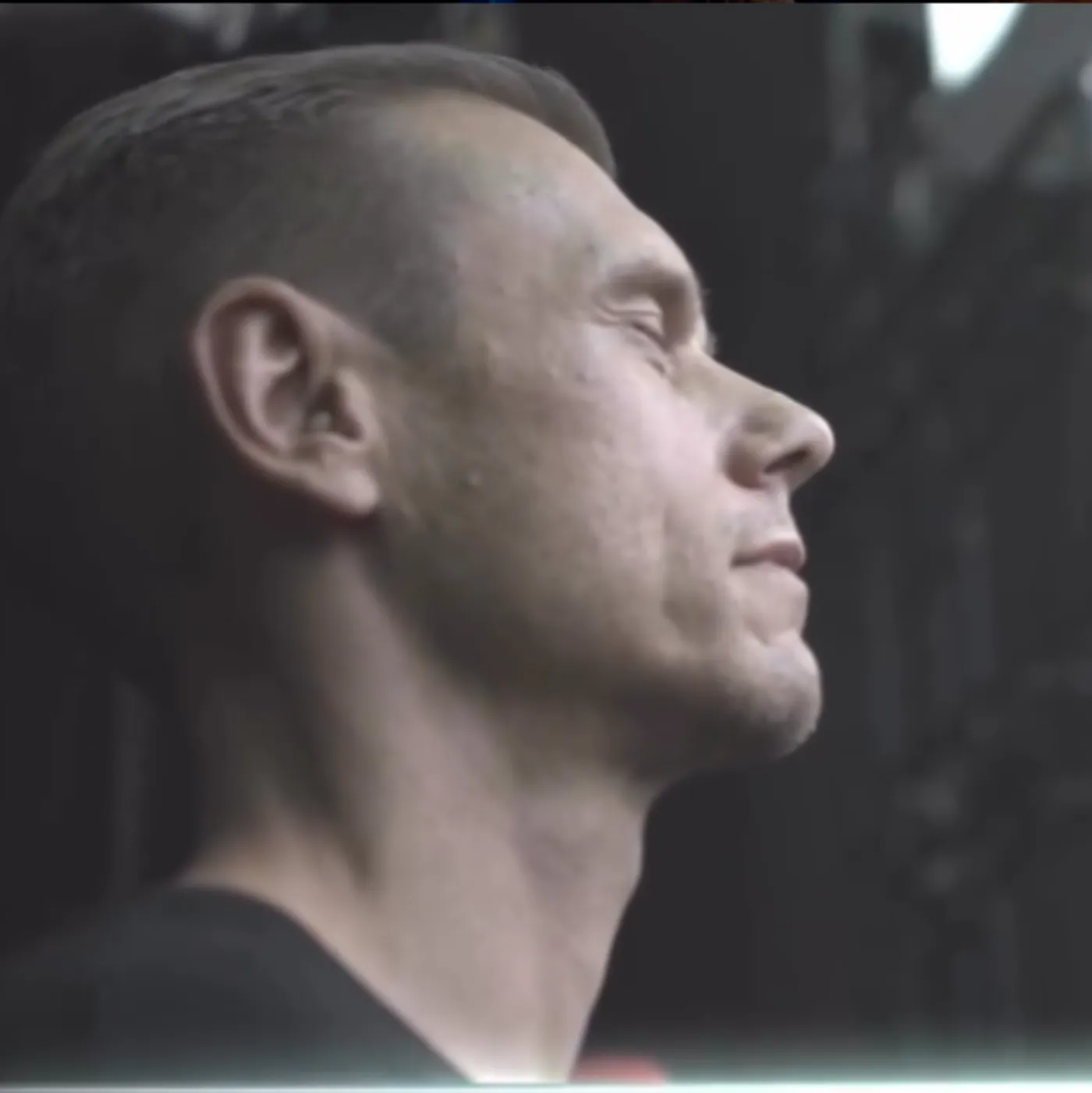 image_68bba4e5736da A dramatic shift in Armin's music. Something new in Indian music that compelled him to incorporate immediately.