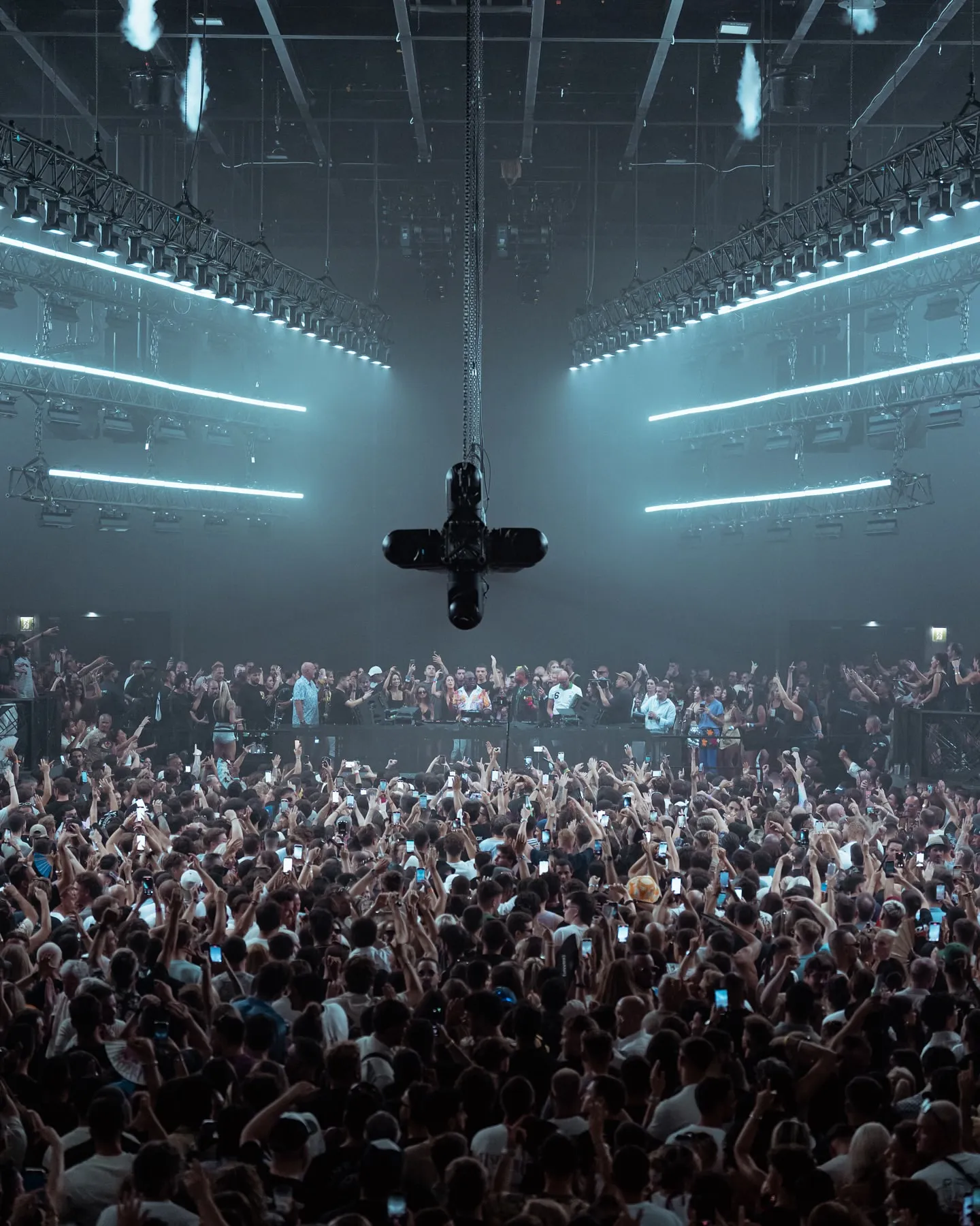 image_68bbafbaafd56 Unbelievable energy – what kind of madness did Carl Cox bring to Ibiza, and how did it completely annihilate the crowd there?