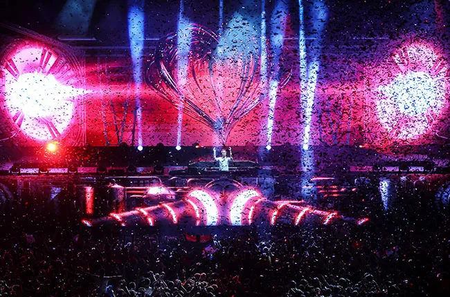 image_68bd5cdcdbe86 Fans Are Stunned as Armin van Buuren Plays Nonstop for 9 Hours – The Secret Behind His Incredible Endurance!