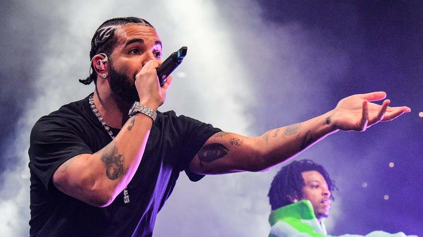 image_68be39df54aae Kendrick Honors Hip-Hop Roots in New Song – But Sneakily Questions Drake’s Motives in Atlanta, Leaving Fans Stunned!