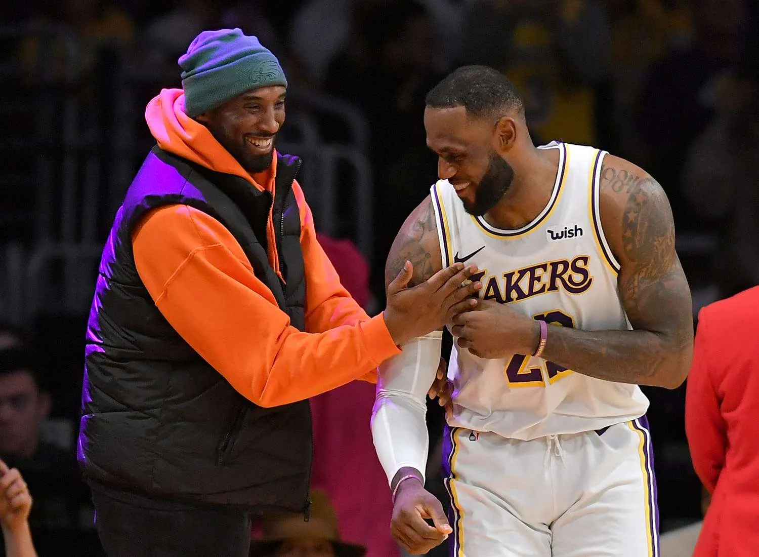 LeBron James Calls Kobe the 'Missing Link' That Helped Team USA Win Gold – But Did Everyone Really Feel the Same Way? 19 LeBron James Calls Kobe the 'Missing Link' That Helped Team USA Win Gold – But Did Everyone Really Feel the Same Way?
