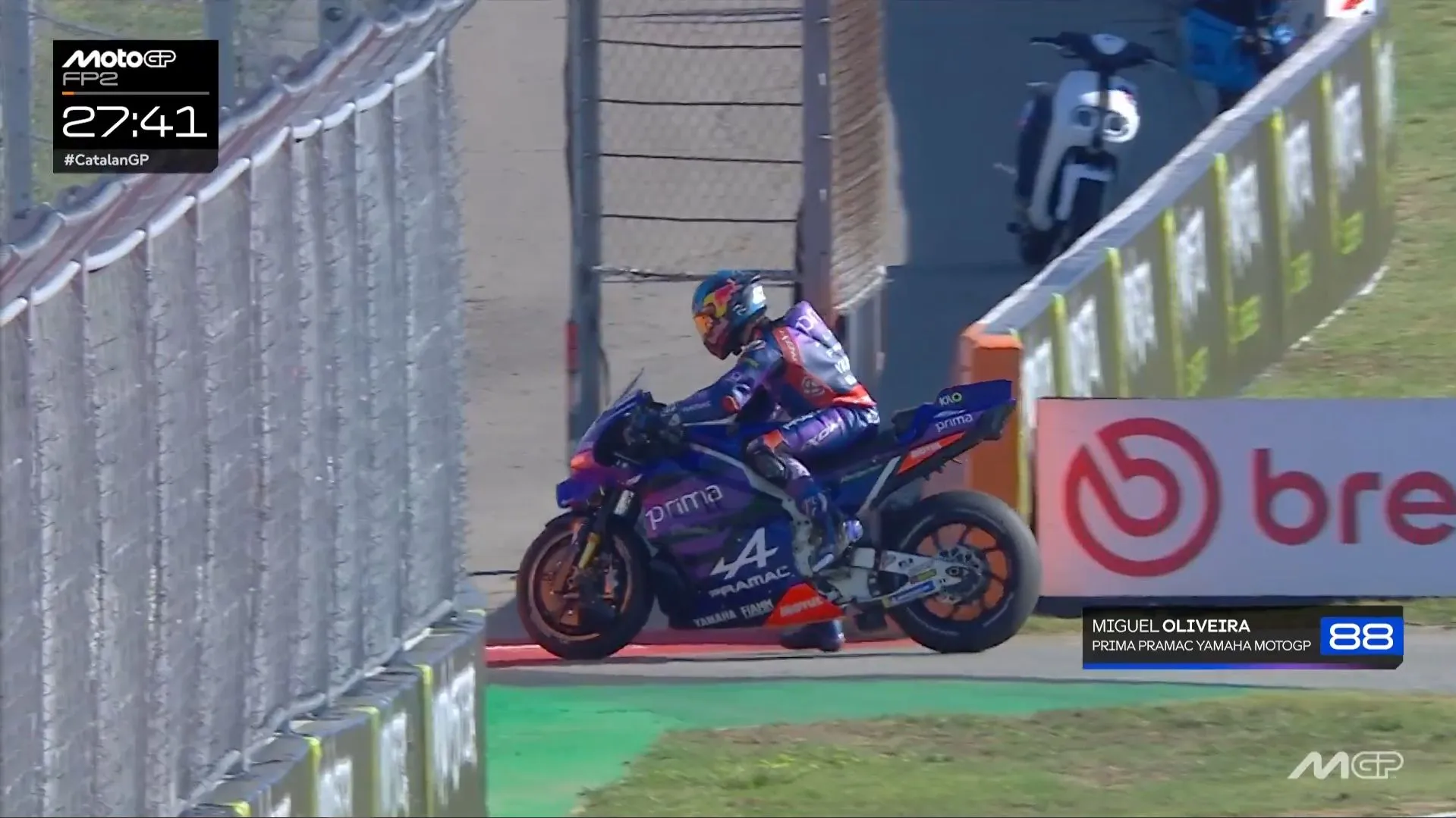 image_68be4afe269ed Strong Recovery Ride: Oliveira Overcomes Early Setback for Top-Ten Finish