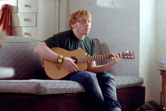 image_68be5b482a231 Temporary Rock Stars: Celebrities Who Transformed Into Musicians in Iconic Music Videos