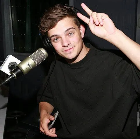 Never Revealed Before: Martin Garrix Sold Anonymous Beats to Top DJs – This Shocked the Entire Industry!