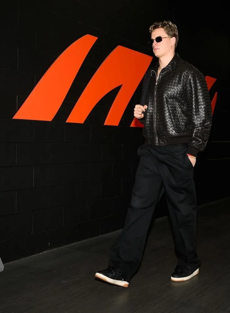 image_68be7b3b1c955 Joe Burrow Shows Up to Bengals Camp Looking Like Every Overworked 9-to-5er With Coffee in One Hand and Chaos in the Other