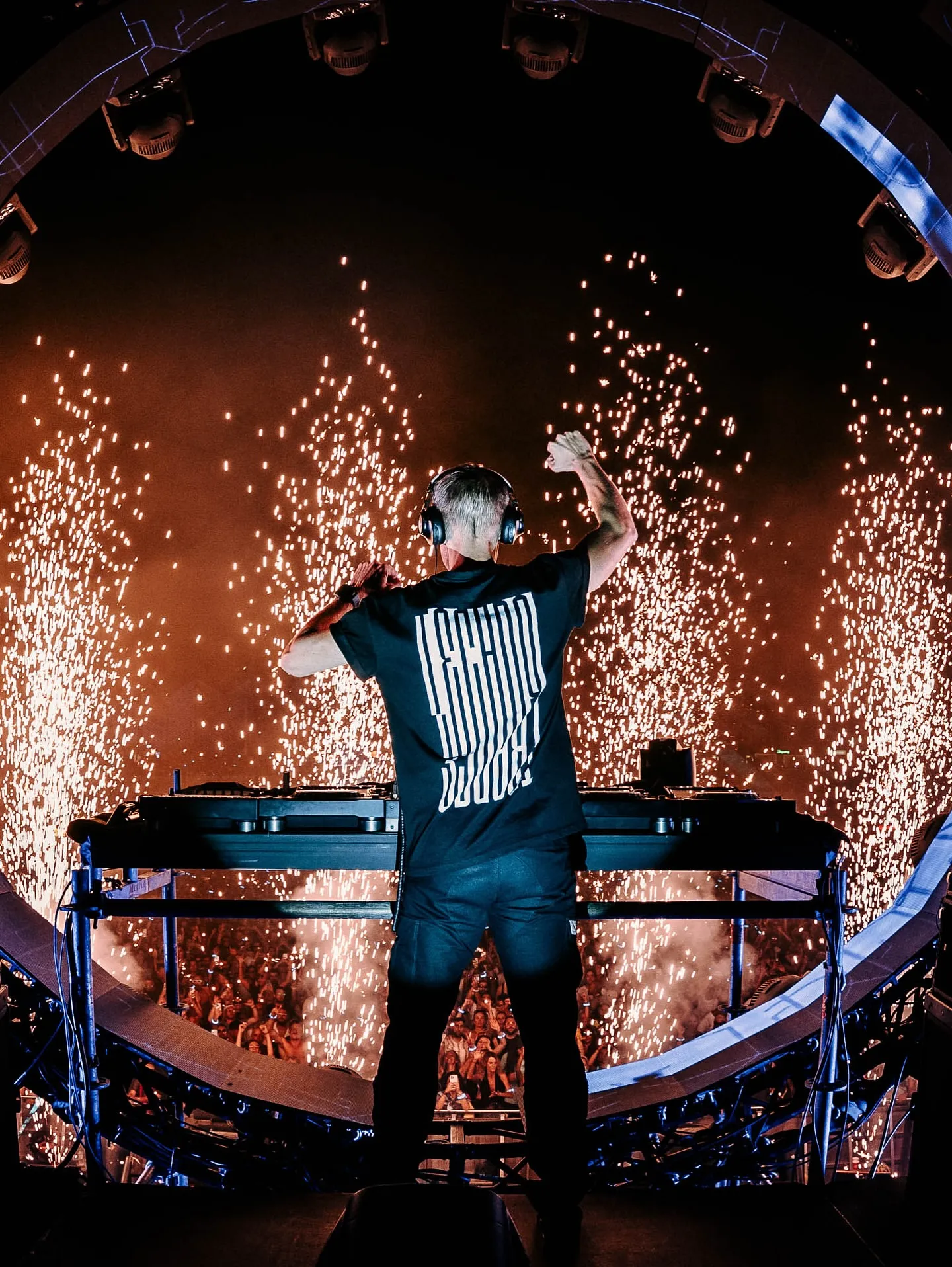 image_68be9382d7757 Skip this tour and you’ll regret it—Armin van Buuren has just revealed a unique musical milestone that he and his team have carefully and passionately crafted over the past five years