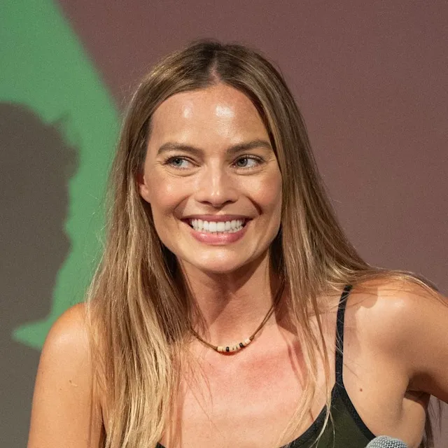 image_68be98bee193f Margot Robbie gave up safe roles to break out of Hollywood's comfort zone, is this the way to make her roles memorable?