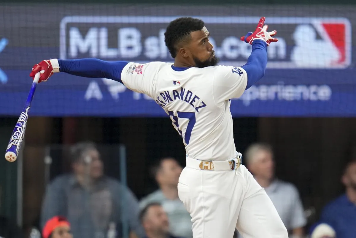 image_68bf03fe37f7e Dave Roberts criticized Teoscar Hernández for losing an important element in his game.