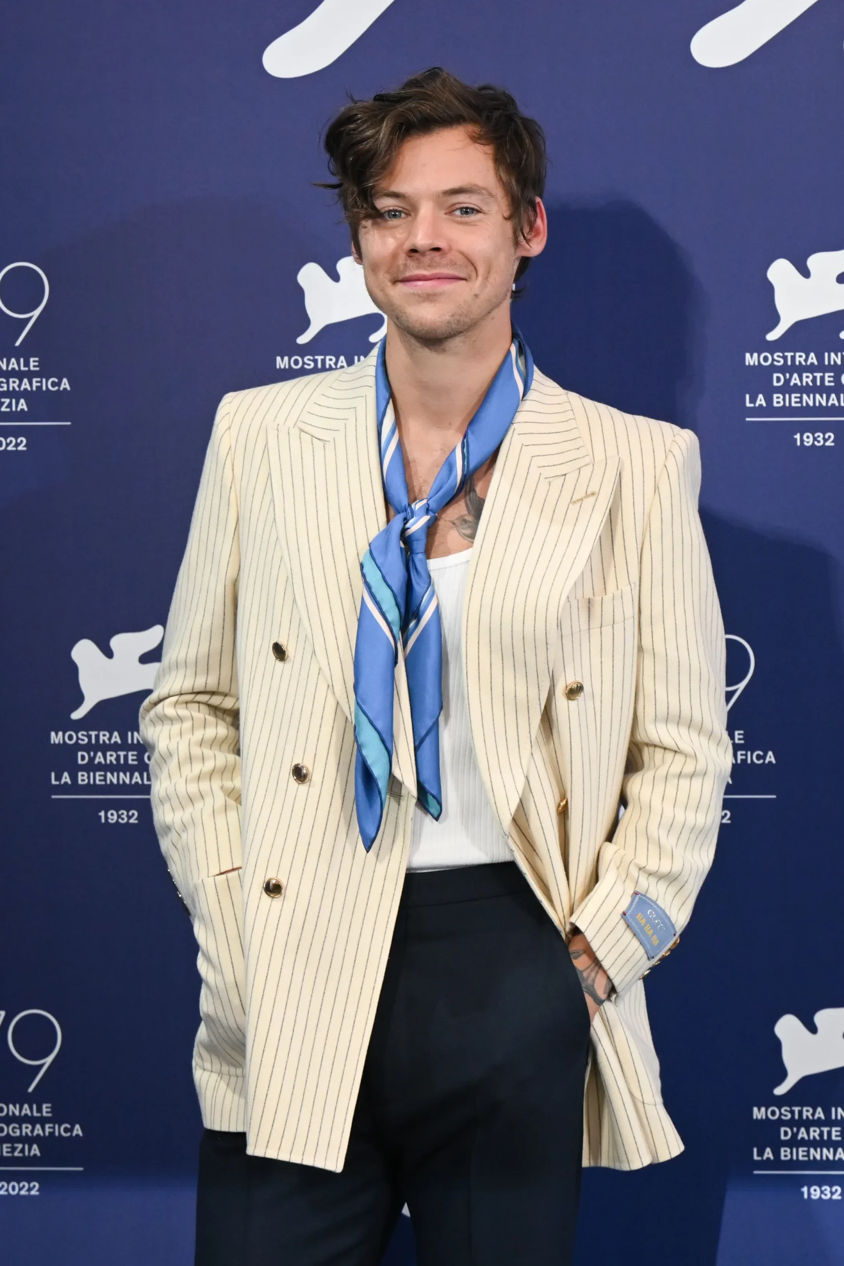 Harry Styles Sparks Buzz Once More — Effortless Street Chic and an Unexpectedly Tender Moment With Zoë Kravitz That Has the Internet Obsessed