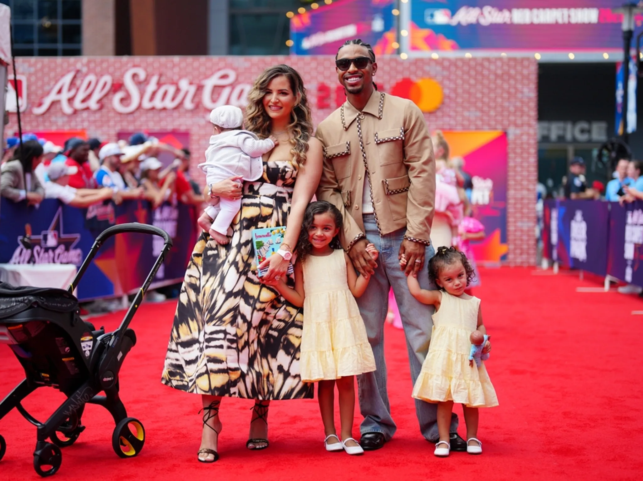 image_68bfa184763d2 Francisco Lindor Gets Real: Family in Yellow Shines as His Brightest Stars — While Baby Koa’s Rising Journey Just Begins