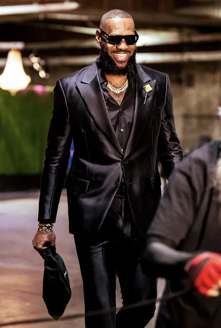 image_68bfcd3a6d9d9 LeBron James Officially Enters the Houston Hall of Fame – But His Billion-Dollar Watch Leaves Fans Gasping