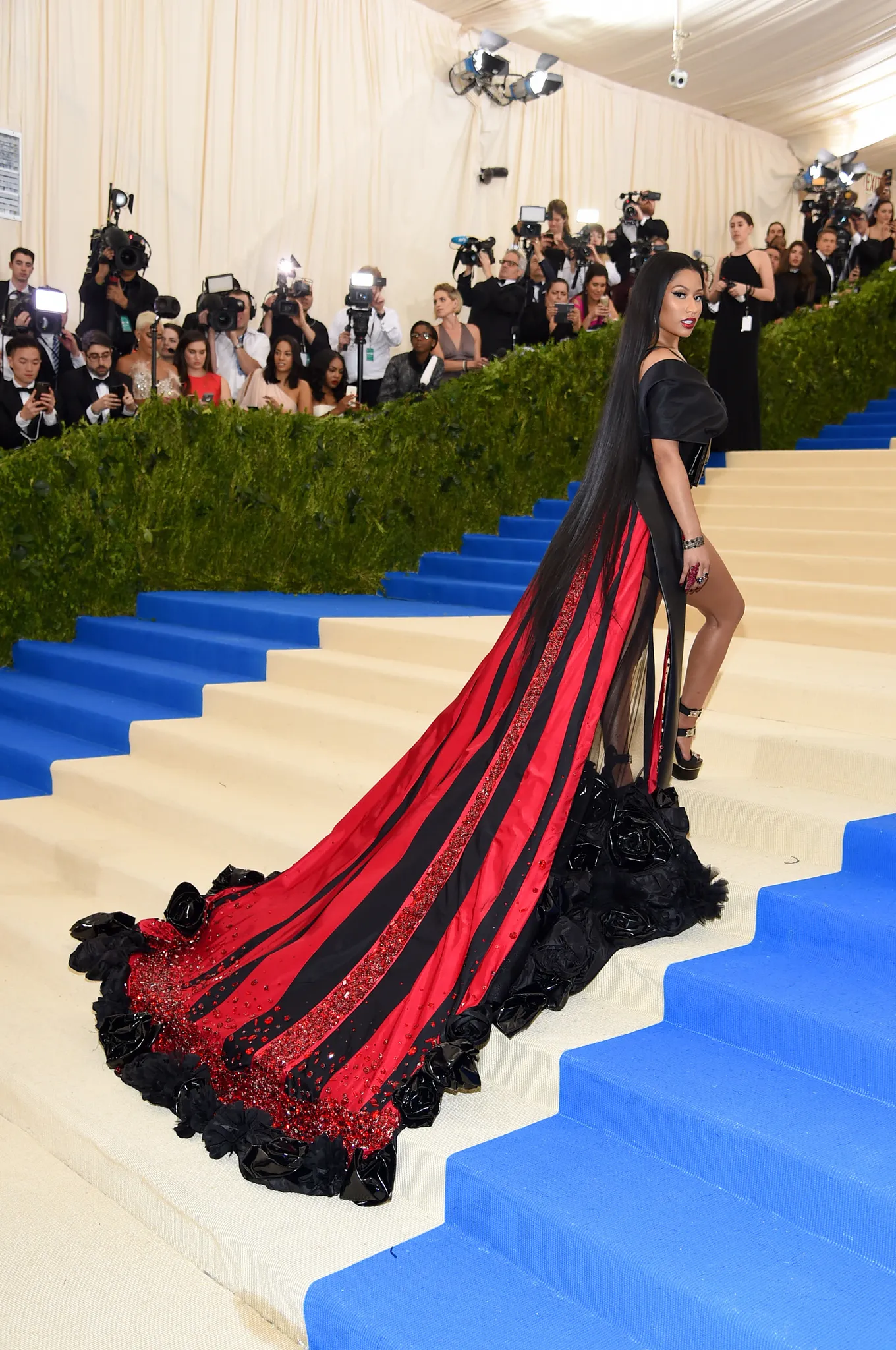 image_68bfd0fc2c9fa Nicki Minaj Stuns the Met Gala 2025 in a Jaw-Dropping Million-Dollar Look