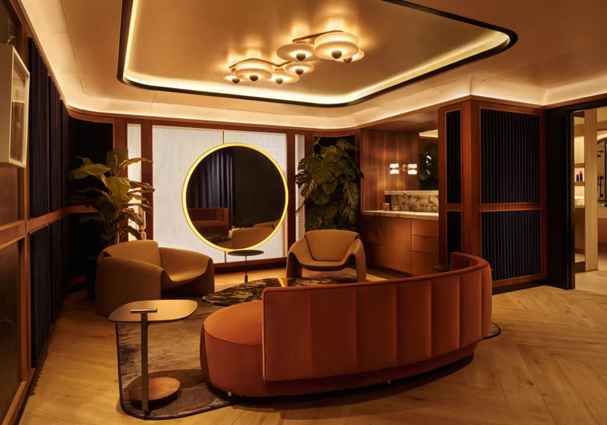 Marble Bathrooms & Michelin-Starred Menus: Why Airport Lounges Are Suddenly So Luxe