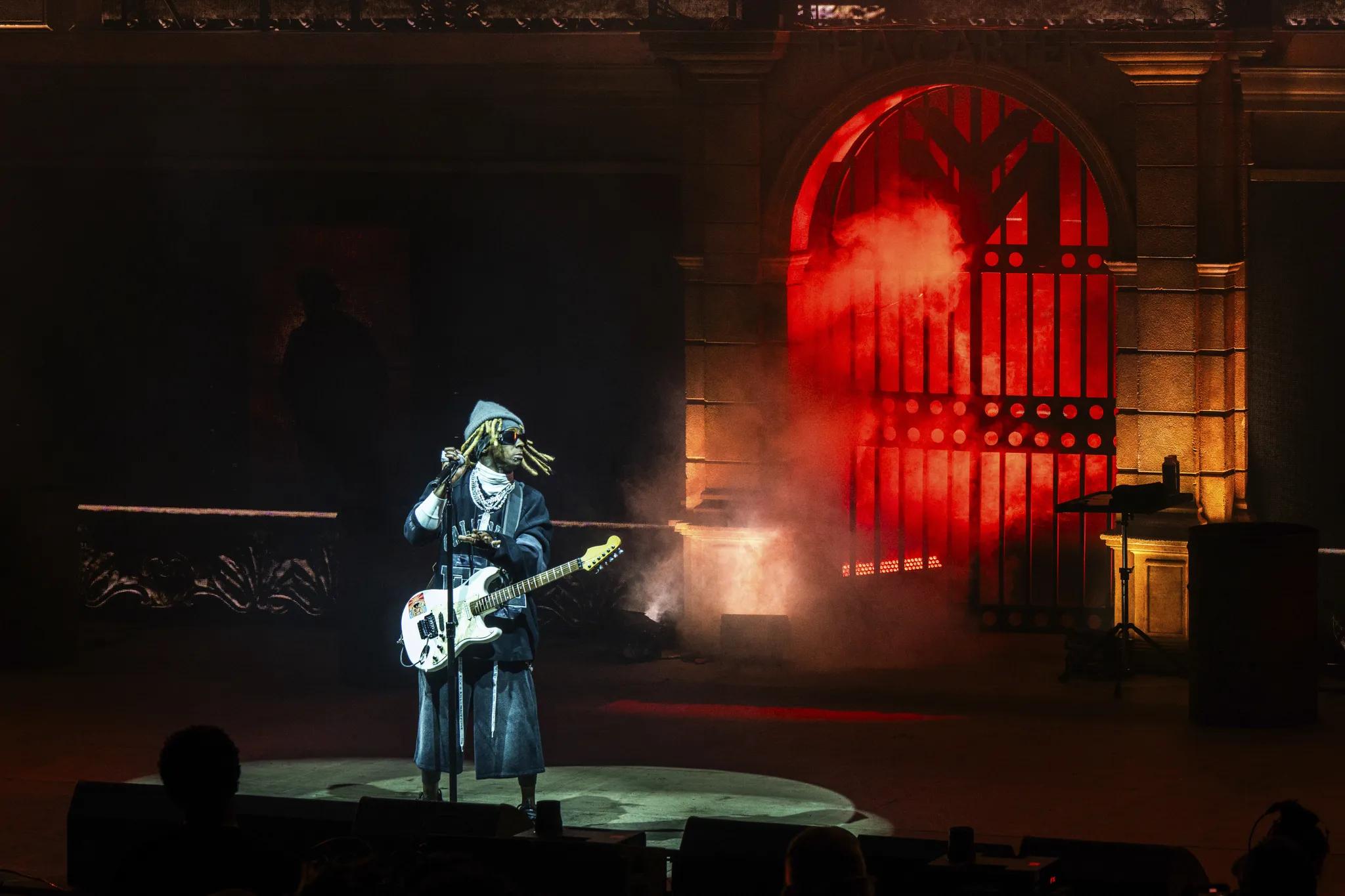 image_68c11c39bbd64 Lil Wayne Transforms Shoreline Amphitheater Into a Living Museum of Hip Hop History