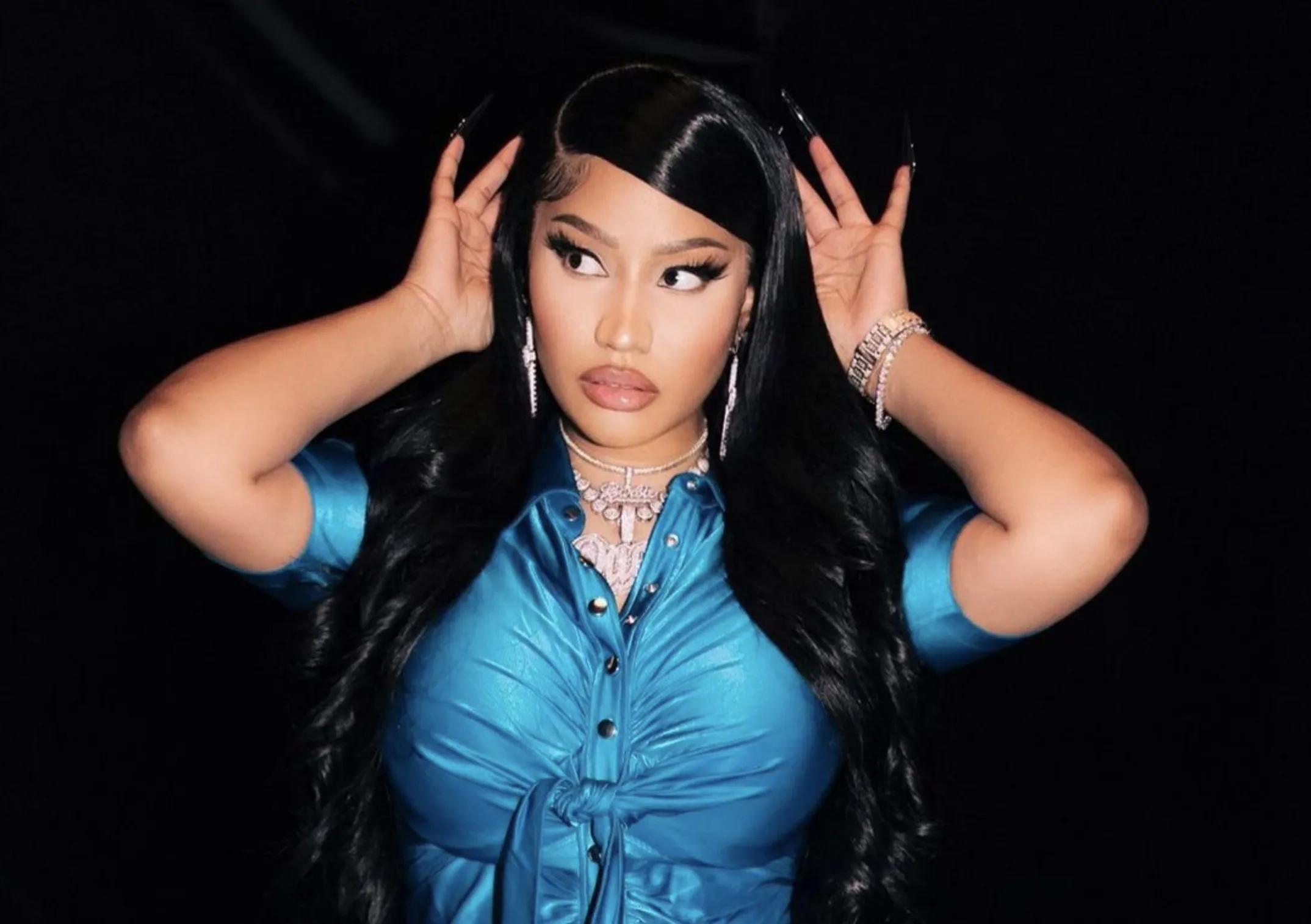Nicki Minaj Sets the Internet Ablaze After VMAs Drama with Lady Gaga Shakes the Music World