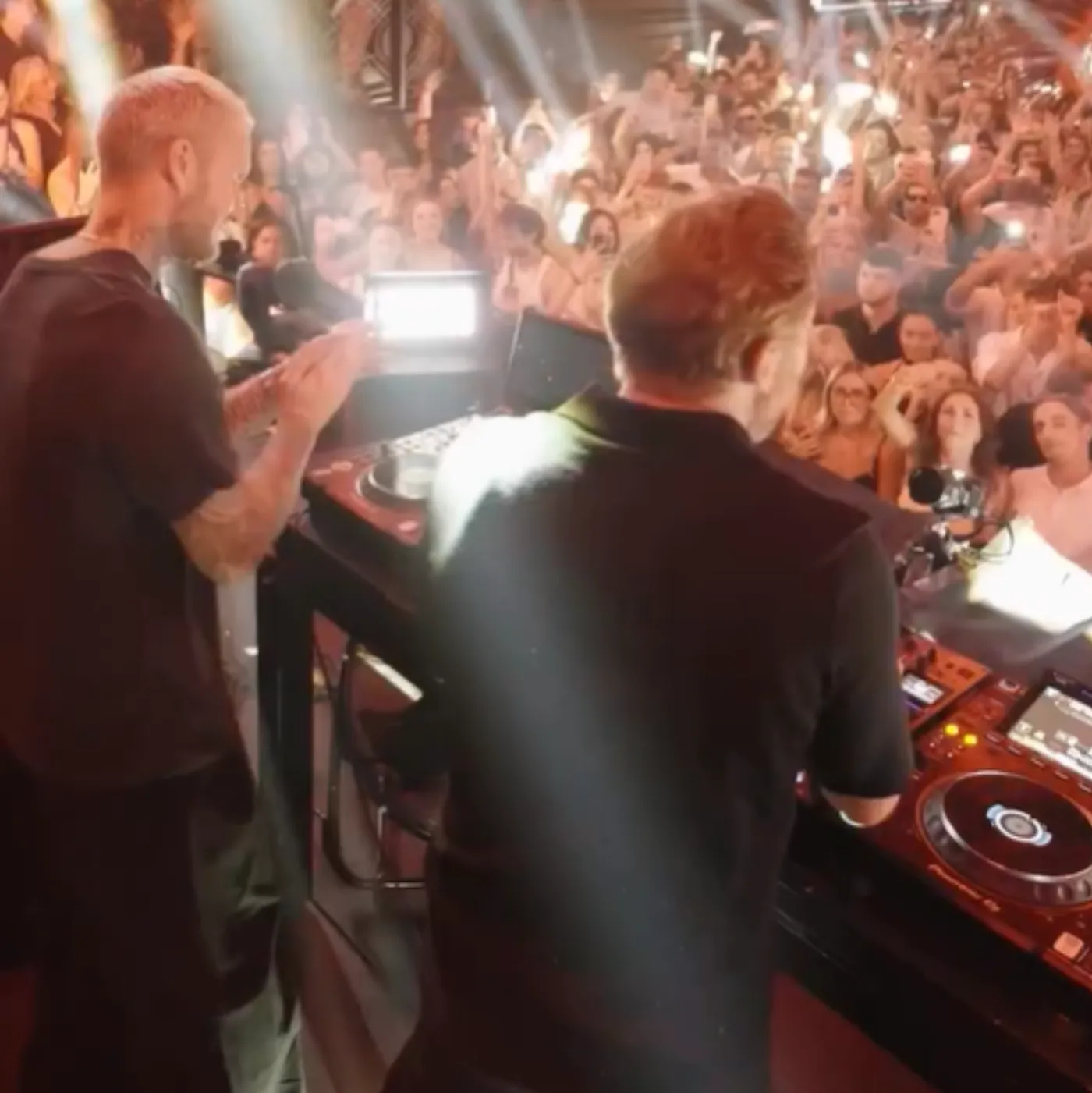 David Guetta Live: Secrets Behind an Explosive EDM Performance and Fan Connection