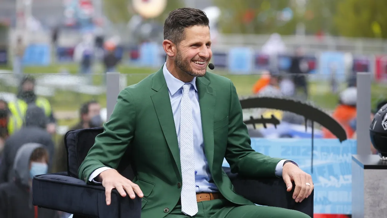 image_68c13a0c8d9f7 Cam Ward’s Dazzling NFL Debut Sparks Dan Orlovsky to Draw a Bold Parallel with Joe Burrow