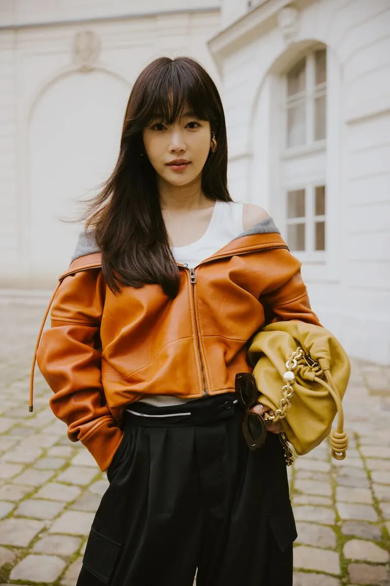 image_68c1439cb1825 Fighting the End-of-Summer Blues With Fall’s 6 Freshest Color Trends