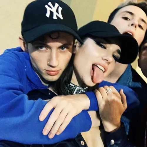 image_68c24520b43d6 Troye Sivan and Dua Lipa: A Pop Culture Friendship That Fans Can’t Stop Talking About