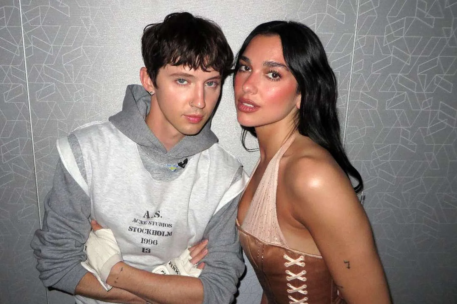 Troye Sivan and Dua Lipa: A Pop Culture Friendship That Fans Can’t Stop Talking About