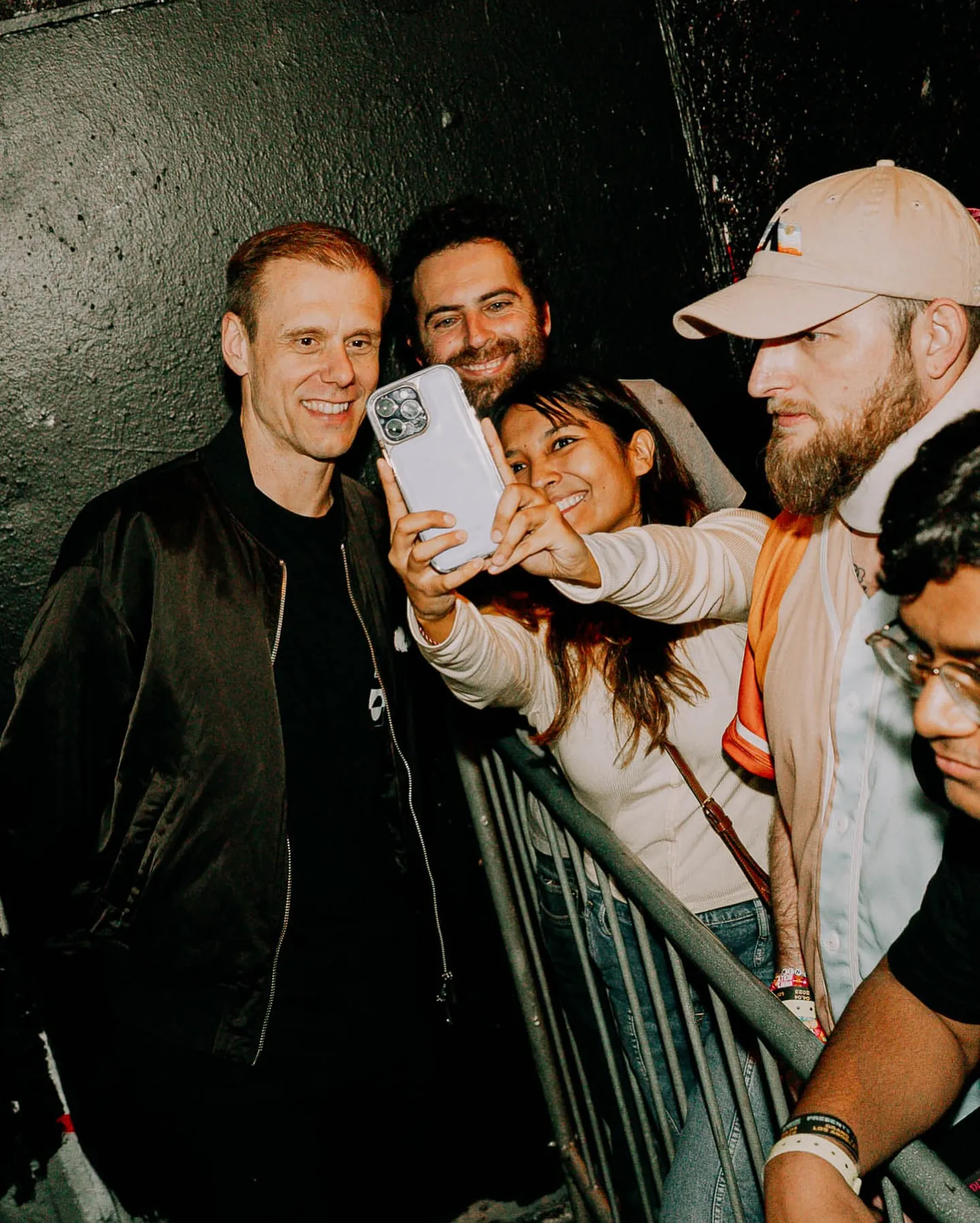 image_68c27025a3c21 Not just a legendary DJ: This personality of Armin van Buuren makes him the ideal boyfriend model according to female DJs
