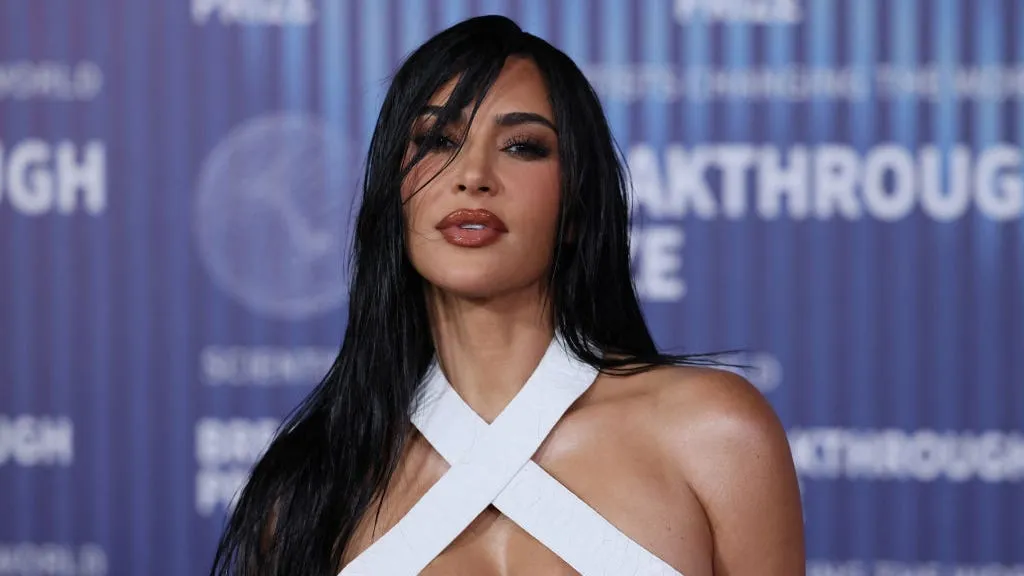 image_68c28dc0e7510 Shockwaves Online Kim Kardashian Declares She Owns Culture — But Rihanna’s Fiery Clapback About Fenty Just Changed the Game
