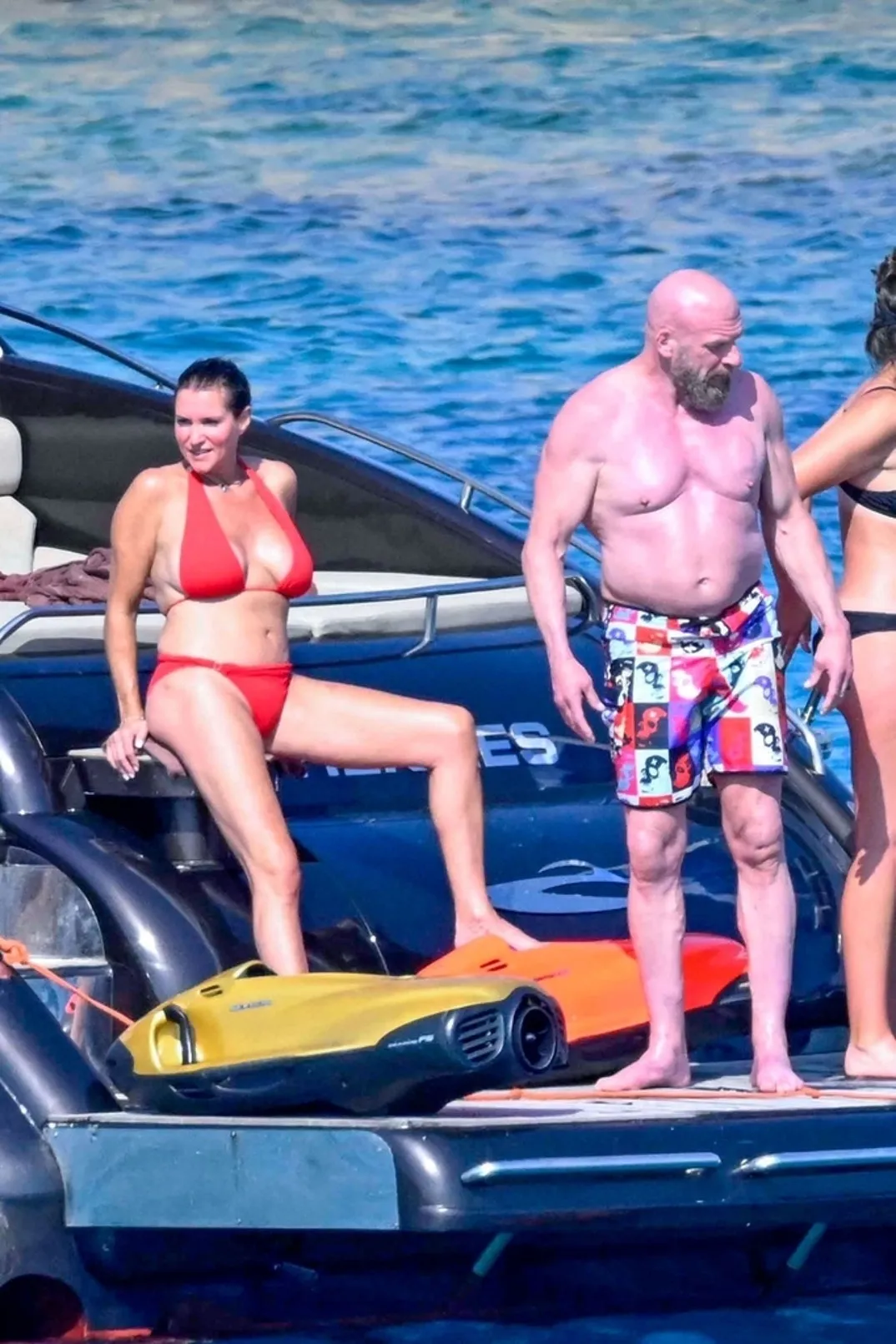 image_68c2908cd9eb7 Media in Shock After Photo Agency Moves Against Sites Sharing Stephanie McMahon & Triple H’s Private Getaway Pics
