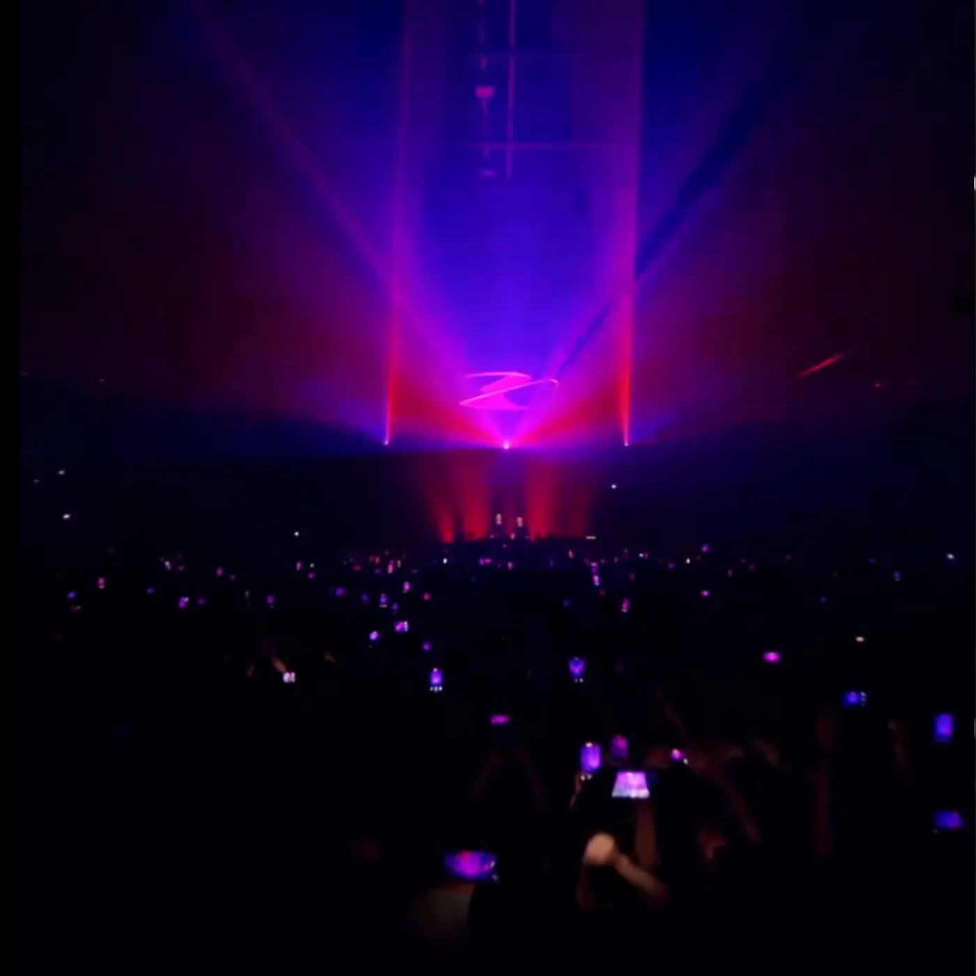 image_68c3bb87c2bd3 Armin van Buuren revealed that his ASOT 25 set will take fans back to the early days of his career—and he has a special surprise lined up for his performance on Day 2.