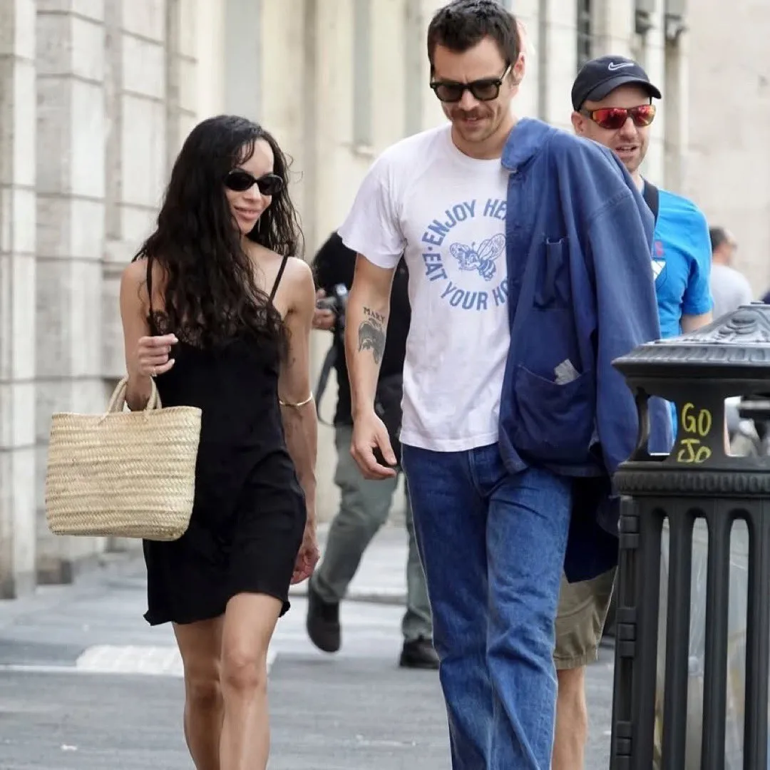 image_68c4ca2581418 Harry Styles and Zoë Kravitz Turn Heads in Italy After a Bold Public Display of Affection Everyone’s Talking About