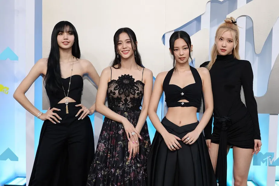 image_68c4cb48566f9 Lil Nas X’s surprising reaction when the MC introduced BLACKPINK at the 2022 VMAs