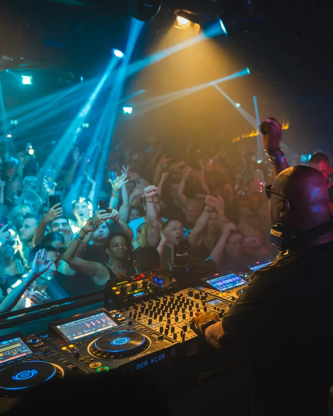 image_68c4dff641cb4 The Art of Breaking the Mold in Carl Cox’s Music: Why One Twist in Vienna Was Enough to Reposition His Sound in the Global DJ Market