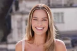 Margot Robbie Rejected at London Restaurant: Star Mistaken for a Fan and Denied Entry!