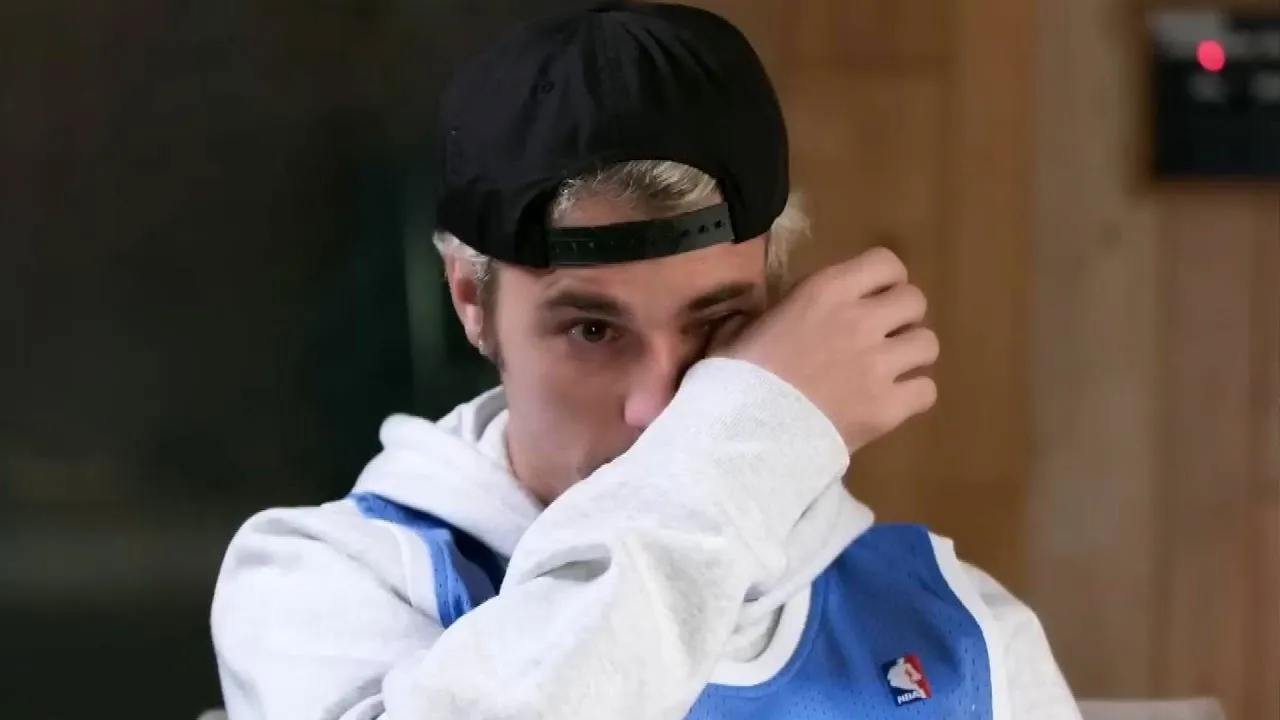 Justin Bieber Breaks Down: How Hailey Saved Him from His Darkest Days — and Why He Says He Owes Her Everything 19 Justin Bieber Breaks Down: How Hailey Saved Him from His Darkest Days — and Why He Says He Owes Her Everything