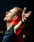 Perfection Syndrome: Armin still carries an invisible fear in his music, afraid that the audience will turn their backs on him because of it.