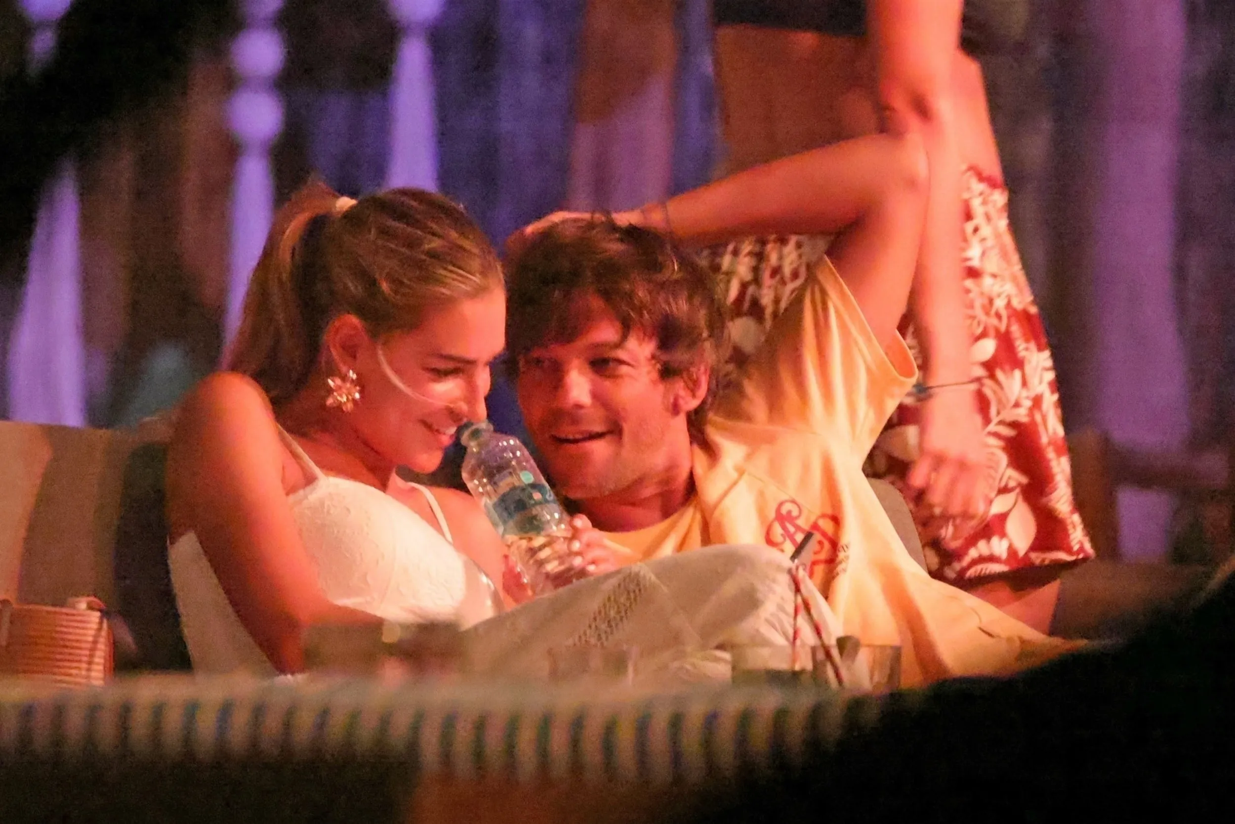 image_68c4fe2ee99ae All the signs that Louis Tomlinson is about to propose to Zara McDermott