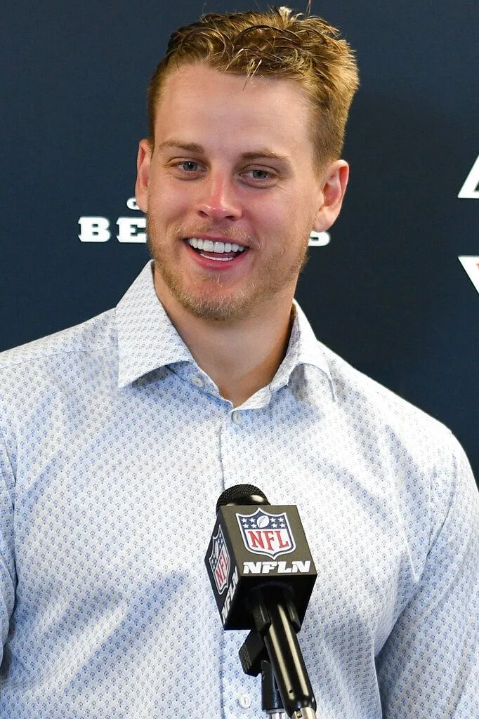 Joe Burrow Stuns Fans With Unbelievable Labor Day Weekend Act — Saving 19 Helpless Cats From a Tragic Fate