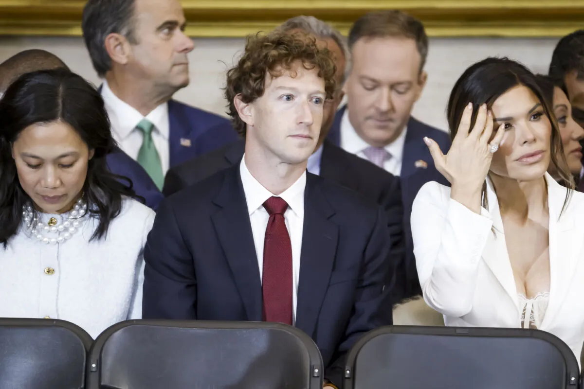 image_68c5a3507288b Mark Zuckerberg’s Wife and Elon Musk’s New Wife Pose Together: Who Radiates More Powerful Aura?