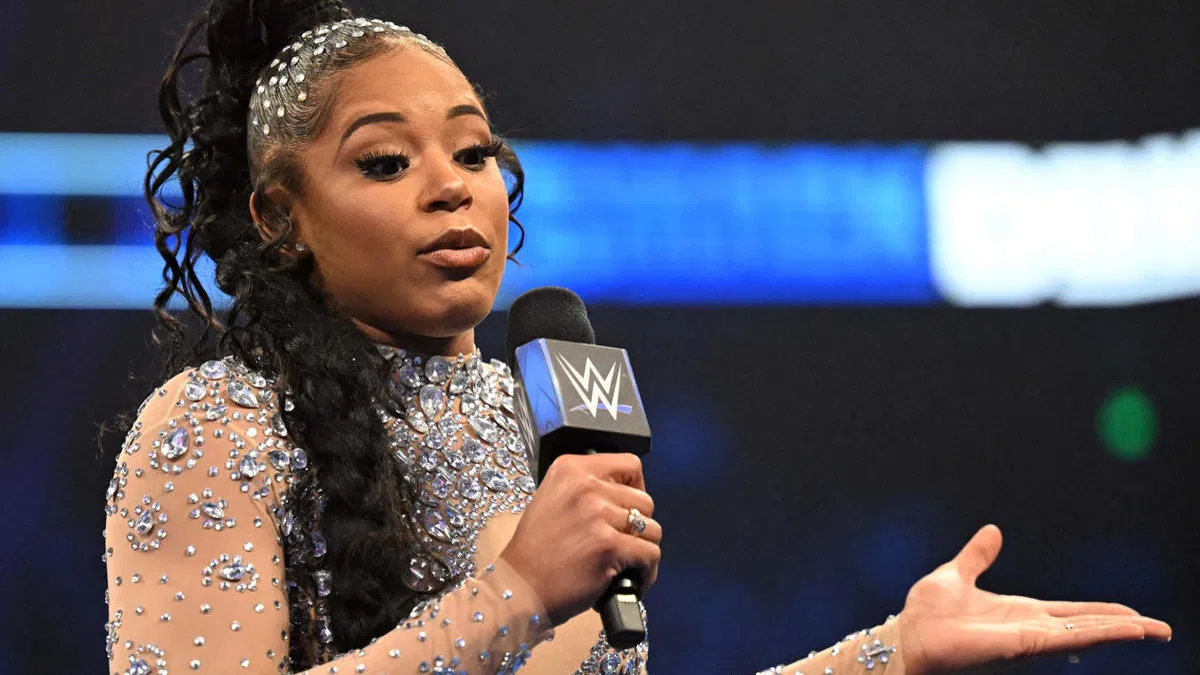 Bianca Belair Calls Herself ‘Crawford’s Cousin’—But Her Comments About His Undefeated Streak Have Everyone Talking!