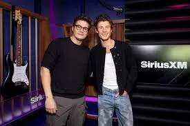 Shawn Mendes calls John Mayer the No.1 idol of his life — But the shock came when Mayer secretly turned into the mentor behind every step of his career!